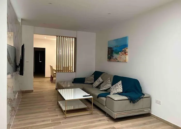 A Flat In The Heart Of Bugibba Apartment